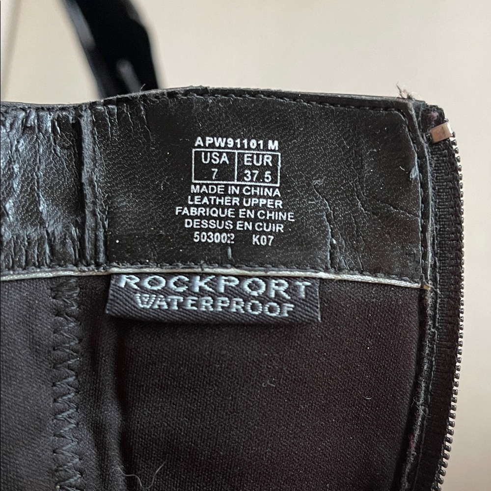 LEATHER WATERPROOF ROCKPORTS - Picture 5 of 6